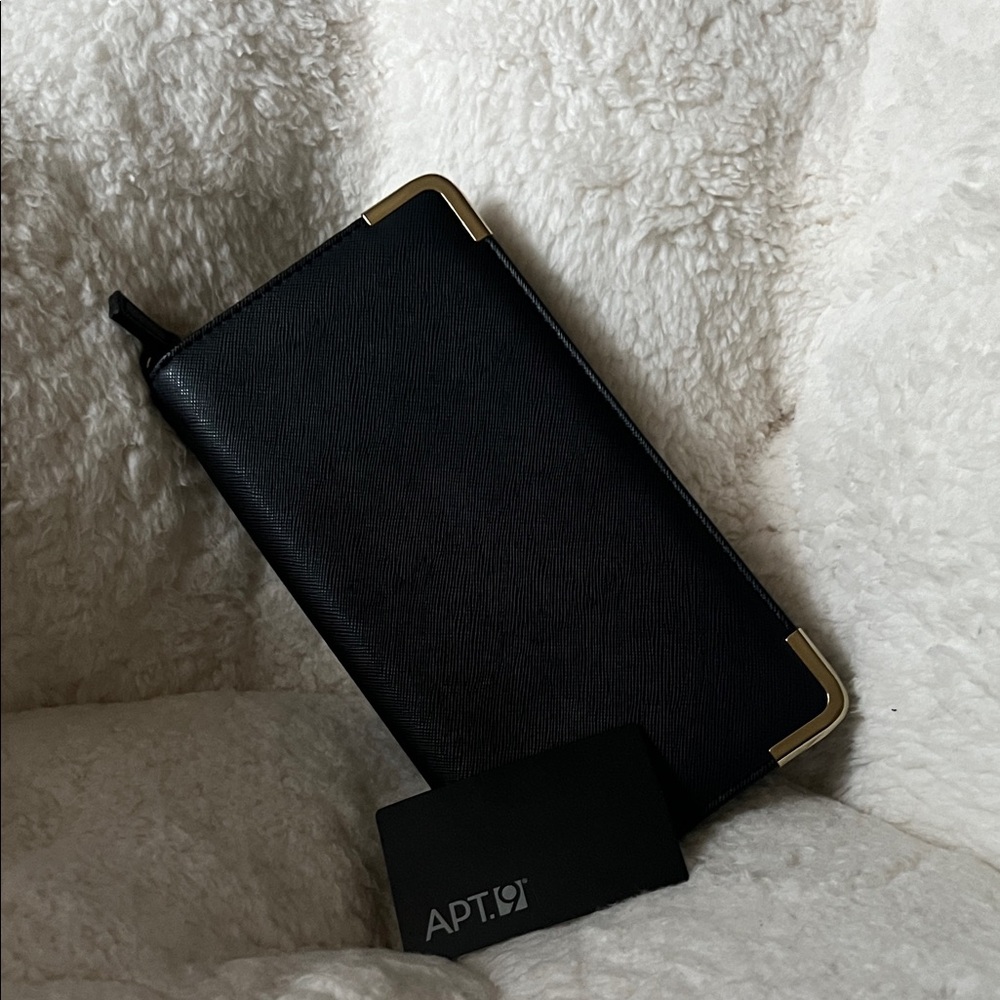 Apt. 9 Black Zip Wallet with Gold Corner Accents